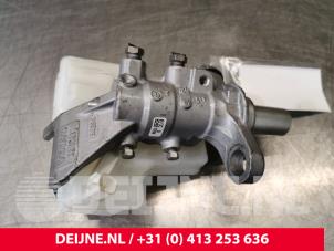 Volvo XC90 Hauptbremszylinder O72796 foto 3
