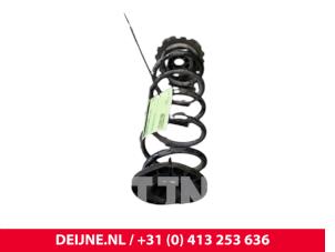 Mercedes A-Klasse Rear coil spring O72828 photo 3