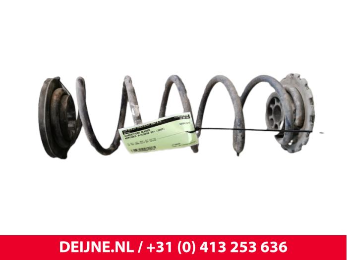 Mercedes A-Klasse Rear coil spring O72829