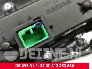 Volvo XC90 Display Interieur O72876 foto 3
