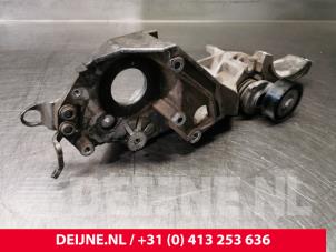Volkswagen Caddy Aircopomp Steun O72884 foto 4