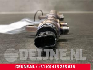 Opel Corsa Einspritzdüse (Einspritzer) O72903 foto 2