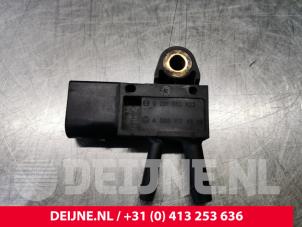 Mercedes Sprinter Particulate filter sensor O72942 photo 2
