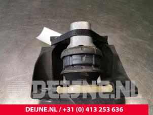 Volvo XC90 Motorsteun O73078 foto 2