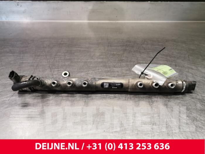 Volvo XC70 Einspritzdüse (Einspritzer) O73112