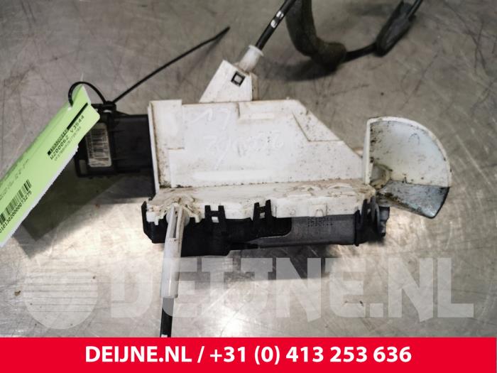 Peugeot Partner Deurslot Mechaniek 2Deurs links O73275