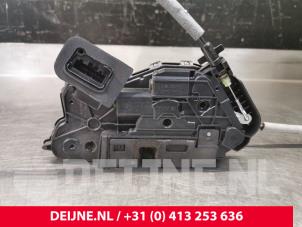 Volkswagen Caddy Türschlossmechanik 2-türig links O73304 foto 3
