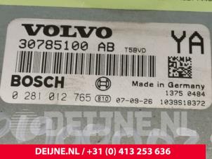 Volvo XC70 Computer Motormanagement O73647 foto 3
