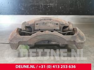 Volvo XC70 Front brake calliper, right O73649 photo 3