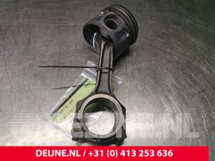 Ford Transit Piston O73882 photo 3