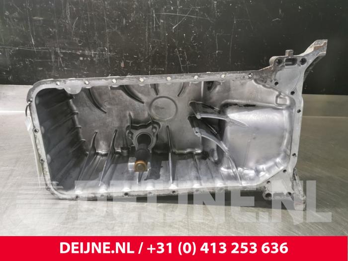 Gebruikte Carterpan Mercedes Sprinter Prijs € 60,50 Inclusief btw aangeboden door van Deijne Onderdelen Uden B.V.