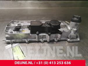 Mercedes Sprinter Rocker cover O73943 photo 2