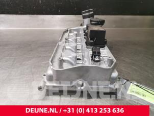 Mercedes Sprinter Rocker cover O73943 photo 3