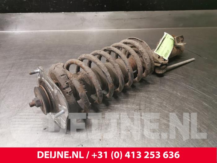 Volvo S70 Stoßdämpferstrebe rechts vorne O73964