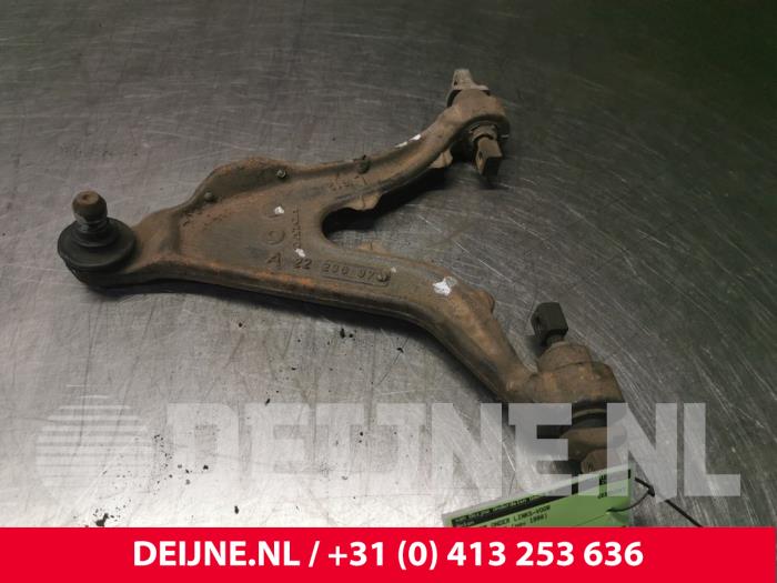 Volvo V70/S70 Querlenker unten links vorne O73967
