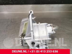 Mercedes Sprinter Oliepomp O74095 foto 3