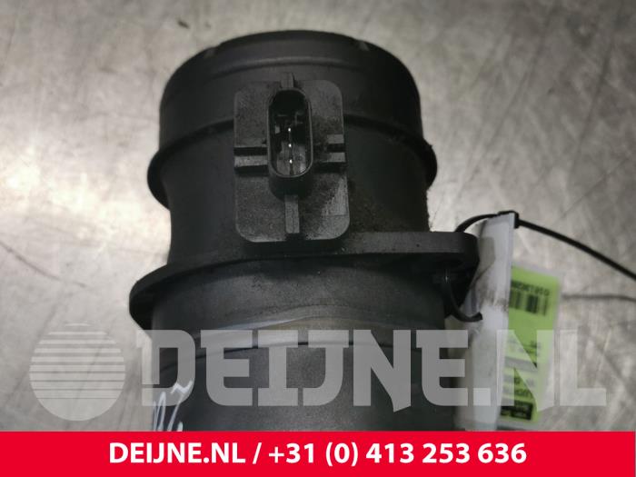 Volkswagen Caddy Luchtmassameter O74220