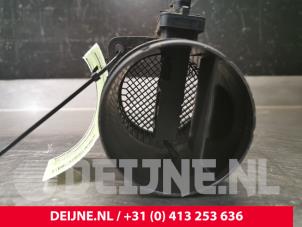 Volkswagen Caddy Luftmassenmesser O74220 foto 3