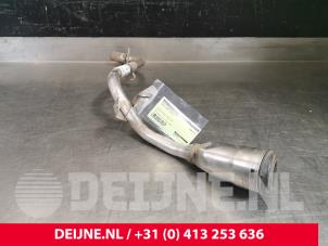 Gebruikte Vulpijp Brandstoftank Volvo XC40 (XZ) 2.0 D3 16V Prijs € 50,00 Margeregeling aangeboden door van Deijne Onderdelen Uden B.V.