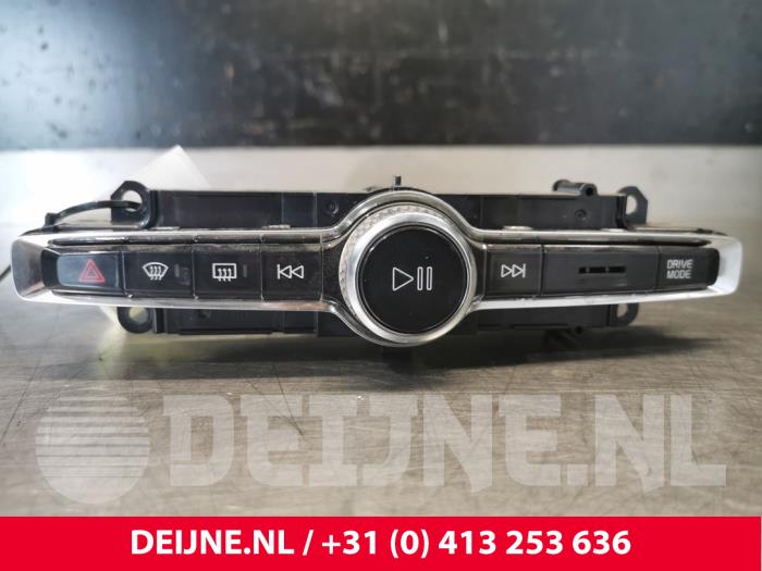 Volvo XC40 Radio control panel O74268
