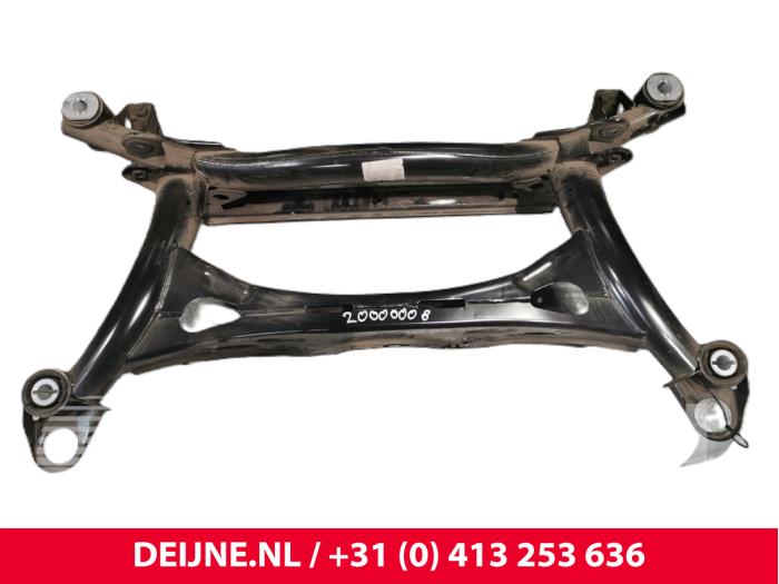 Volvo XC40 Träger hinten O74395