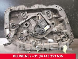 Gebruikte Raammechaniek 4Deurs links-voor Volvo XC40 (XZ) 2.0 D3 16V Prijs € 125,00 Margeregeling aangeboden door van Deijne Onderdelen Uden B.V.