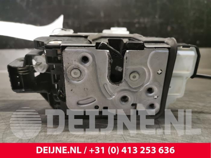 Volvo XC40 Türschlossmechanik 4-türig rechts hinten O74423