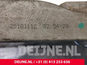 Volvo XC40 Motorsteun O74448 foto 3
