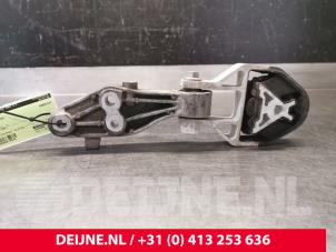 Volvo XC40 Motorsteun O74448 foto 2