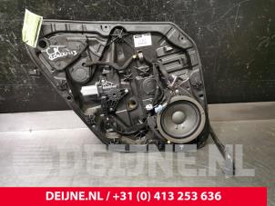 Volvo V40 Ruitmechaniek 4Deurs links-achter O74484 foto 2