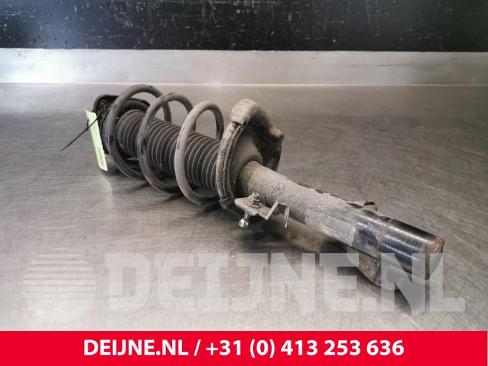 Volvo C70 Stoßdämpferstrebe rechts vorne O74516