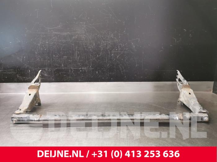 Volvo XC70 Radiator bar O74668