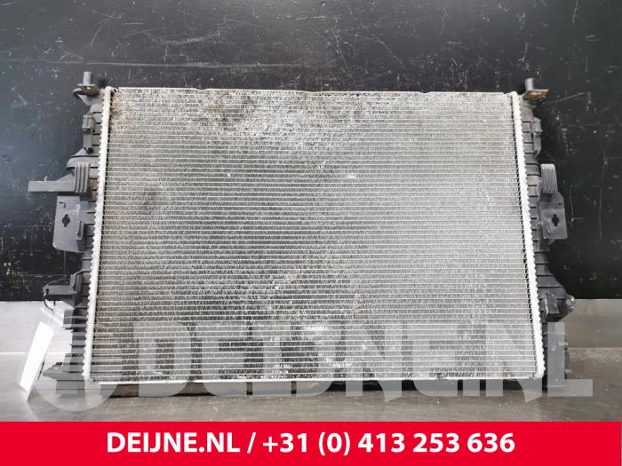 Gebruikte Radiateur Volvo V40 (MV) 2.0 D4 16V Prijs € 50,00 Margeregeling aangeboden door van Deijne Onderdelen Uden B.V.