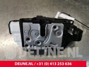 Volvo XC60 Door lock mechanism 4-door, front left O74764 photo 3