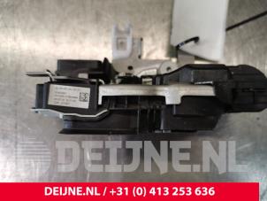 Volvo XC60 Deurslot Mechaniek 4Deurs rechts-achter O74765 foto 2