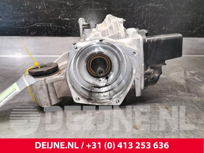 Gebruikte Cardanklok achter Volvo XC60 II (UZ) 2.0 T5 16V AWD Prijs € 475,00 Margeregeling aangeboden door van Deijne Onderdelen Uden B.V.
