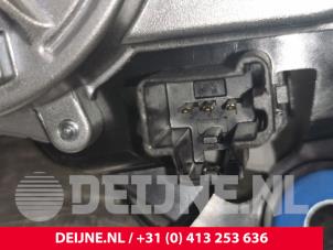 Volvo XC60 Ruitenwissermotor achter O74782 foto 3