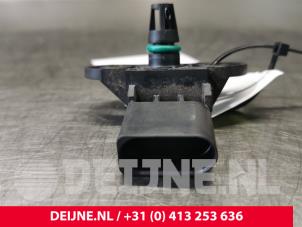 Volkswagen Transporter Mapping sensor (intake manifold) O74833 photo 3