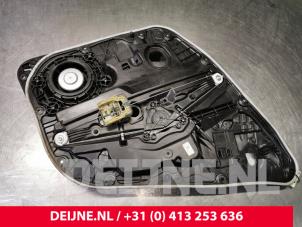 Volvo XC60 Ruitmechaniek 4Deurs links-achter O74892 foto 3