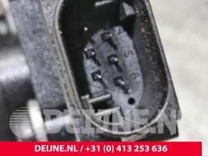 Volvo XC40 Xenon hoogteregelaar O74958 foto 3