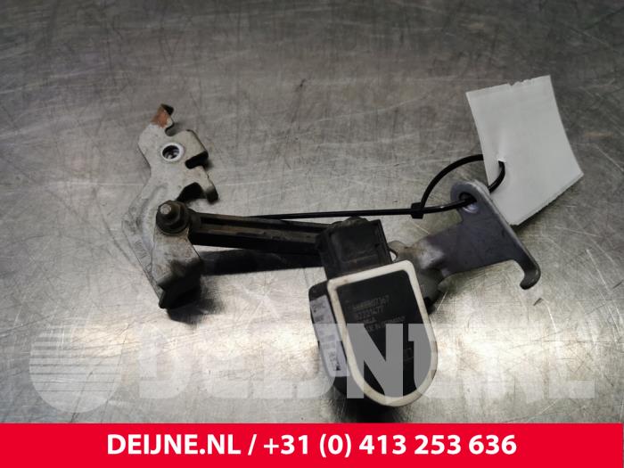 Volvo XC40 Xenon Höhenregler O74973