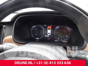 Gebruikte Kilometerteller KM Volvo S90 II 2.0 D5 16V AWD Prijs € 300,00 Margeregeling aangeboden door van Deijne Onderdelen Uden B.V.