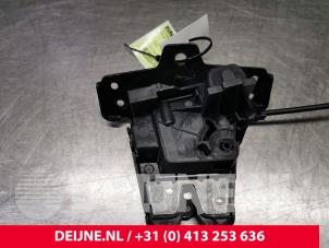Volvo S90 Tailgate lock mechanism O75034 photo 2