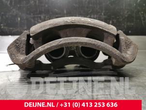 Mercedes Sprinter Remklauw (Tang) links-achter O75076 foto 3