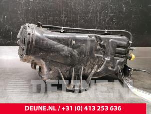 Gebruikte Ureumreservoir Volvo XC60 II (UZ) 2.0 D4 16V AWD Prijs € 300,00 Margeregeling aangeboden door van Deijne Onderdelen Uden B.V.