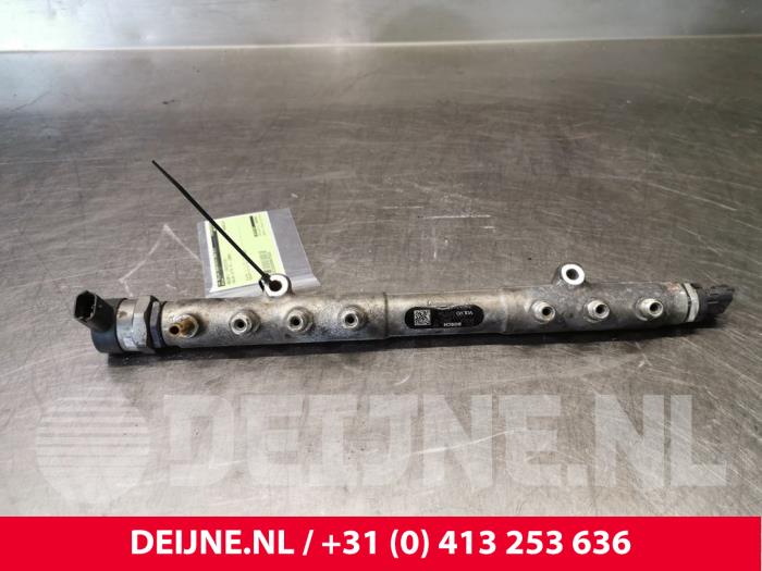 Volvo XC70 Einspritzdüse (Einspritzer) O75228