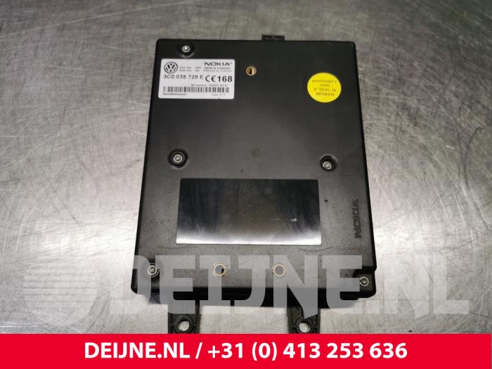 Volkswagen Passat Phone module O75264