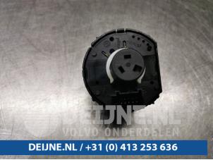 Volkswagen Passat Licht Schalter O75273 foto 3