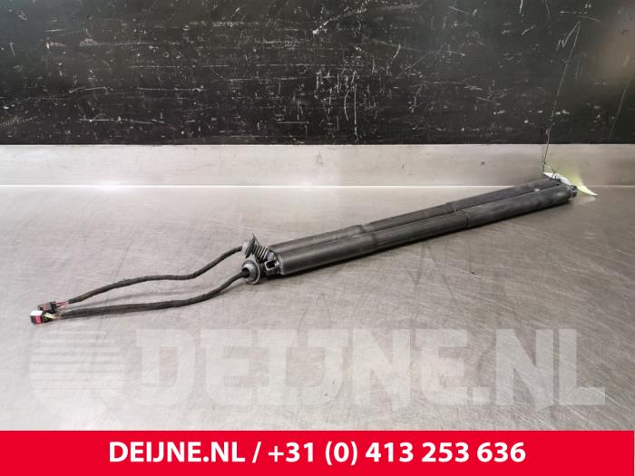 Volvo V90 Set Gasdempers Achterklep O75299