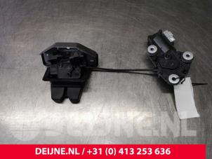 Volvo V90 Slotmechaniek Achterklep O75300 foto 3